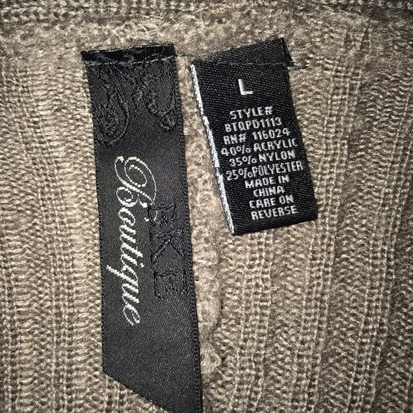 Buckle brand Cardi sweater - Picture 8 of 8